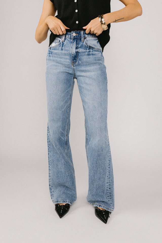 darkwash-jeans-4_640x_crop_center.jpg
